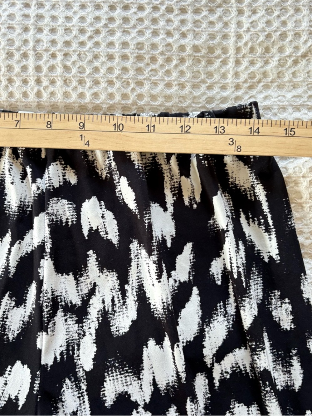 JM Collection Pants Slinky Pull On Boho Aztec Feminine Resort Black Size Medium - Picture 5 of 10